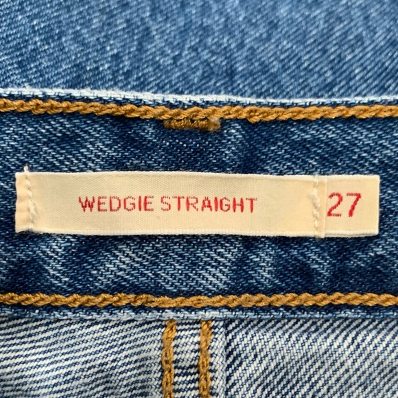Levi’s Wedgie Jeans Women's Size 27 Quality Premium Distressed Denim Medium wash - Picture 6 of 16